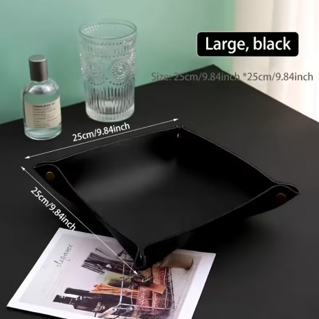 Piste de dés , style cuir noir de coté de 18 cm montée , 25 cm à plat