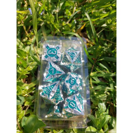 kit de 7 dés métalliques Futura , argent vert