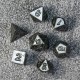 kit de 7 mini-dés métalliques classiques ,argent noirci de 5mm