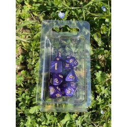 set de 7 dés or écriture gothique encre blanche