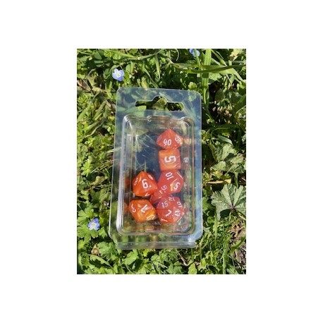 set de 7 dés pearl oranges écriture gothique encre blanche