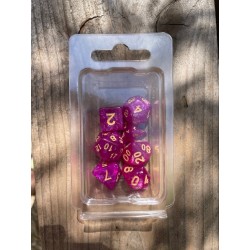Set de 7 dés pailletés pourpre fushia écriture dorée
