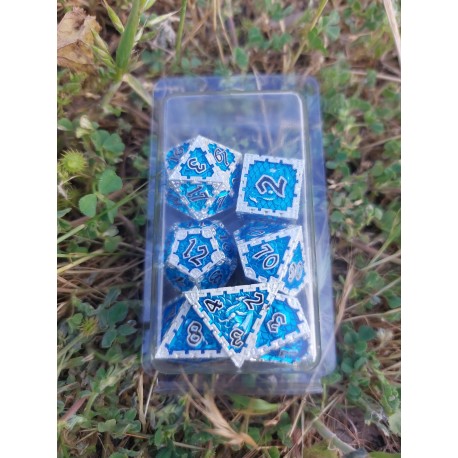 kit de 7 dés métalliques Dragon enchainé argent bleu print noir