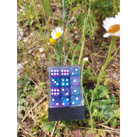 Kit De 36 Des 6 - Turquoise Violet Transparents Paillettes Print Blanc .forêt Verte
