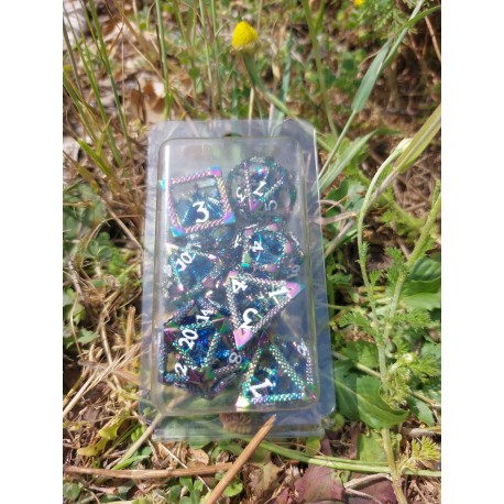 Kit De 7 Dés Métalliques Creux. étincelant Dragon à L'intérieur