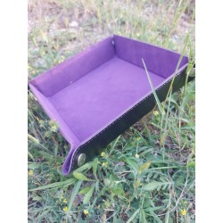 Piste de dés , style cuir PU noir,intérieur violet coté de 15 cm montée , 22 cm à plat