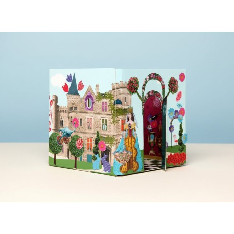 Dolls Cube. Château Royal