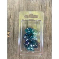 set de 7 dés pailletés translucides bleu vert et bleus écriture gothique encre blanche