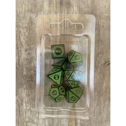 set de 7 dés motifs volutes opaque noirs et verts